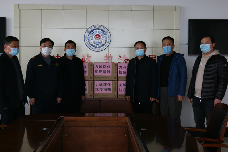 公司向安阳市城市管理执法局捐赠医用口罩10000只